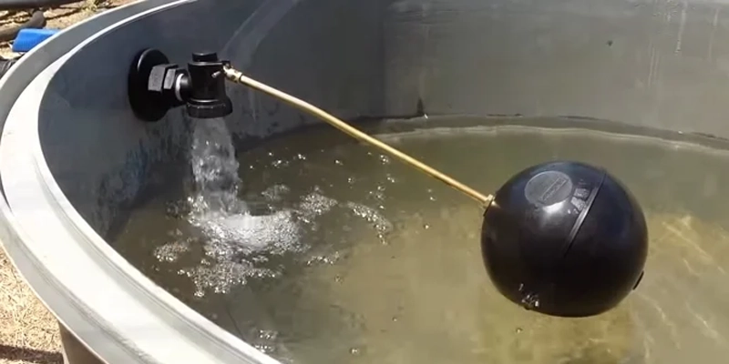 شناور مخزن آب